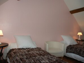 3 habitaciones y wifi gratis 