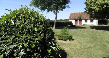 Charming 19th Century Restored Farmhouse with 5 Bedrooms, Spacious Garden, and Nearby Leisure Activities