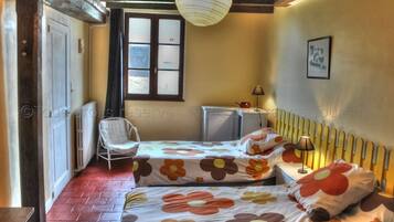 4 habitaciones y wifi gratis