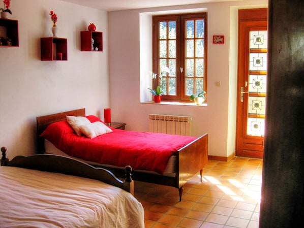 2 bedrooms, free WiFi