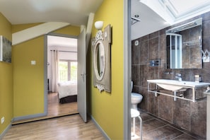 5 habitaciones y caja de seguridad en la habitación
