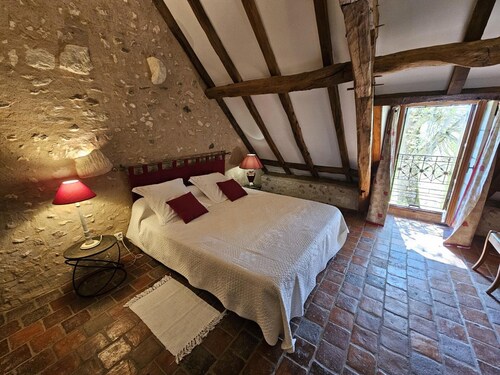 Gîte de charme en Touraine du Sud, jardin clos, 3 chambres