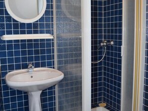 Hair dryer - Charming cottage in Vouvray with garden and 2 bedrooms (Vouvray)