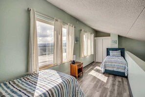2 bedrooms, WiFi, bed sheets