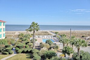 Pool - Desoto unit 302, Luxury 3 Bedroom with Amazing Ocean View (Tybee Island)