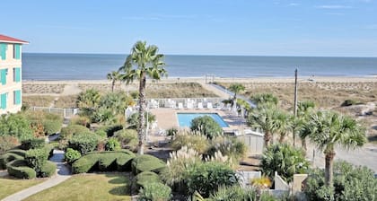 Desoto unit 302, Luxury 3 Bedroom with Amazing Ocean View