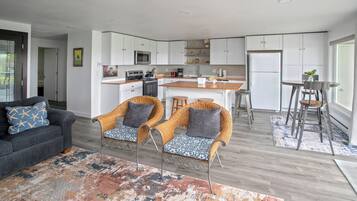 Televisor intel·ligent, llar de foc i reproductor de DVD