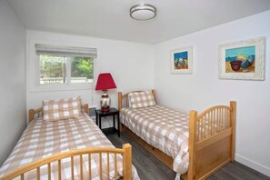 2 bedrooms, free WiFi, bed sheets
