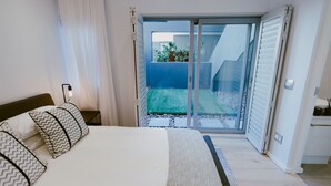 Deluxe Apartment, 2 Queen Beds - SevenOnT (Cape Town)