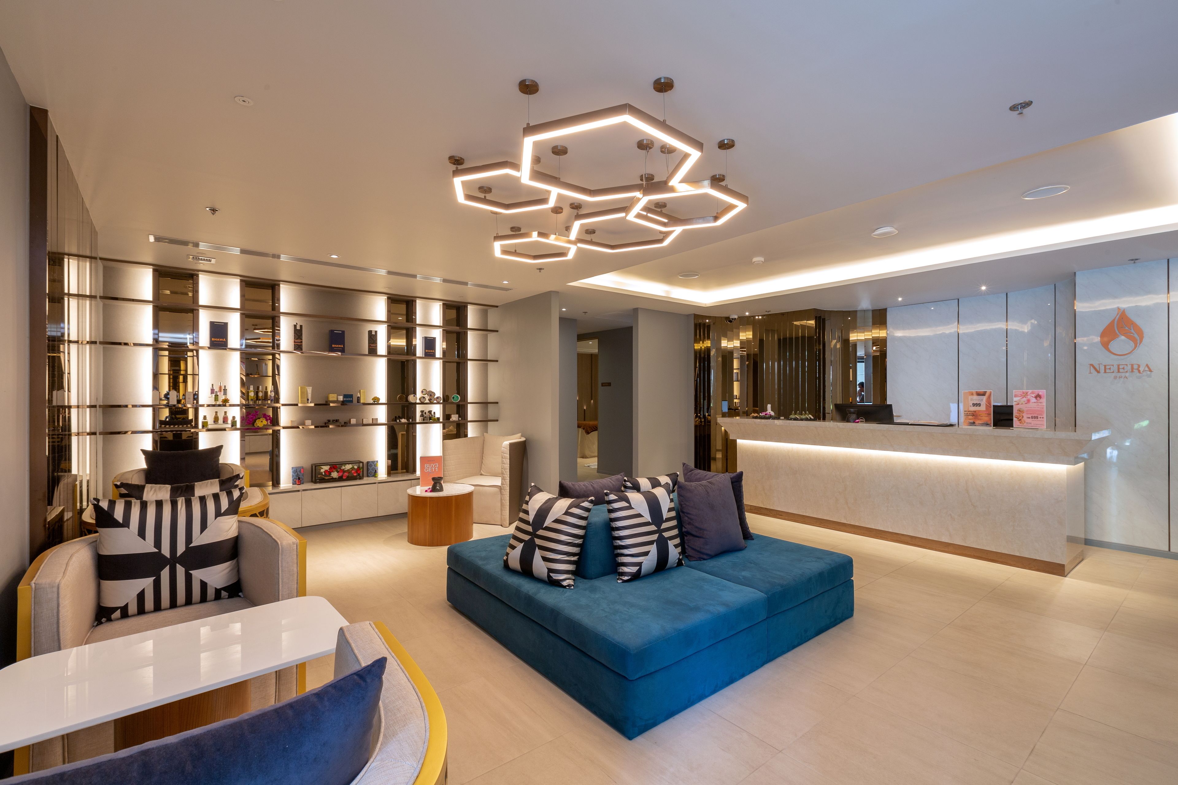 Sauna, steam room, body treatments, aromatherapy, Thai massages