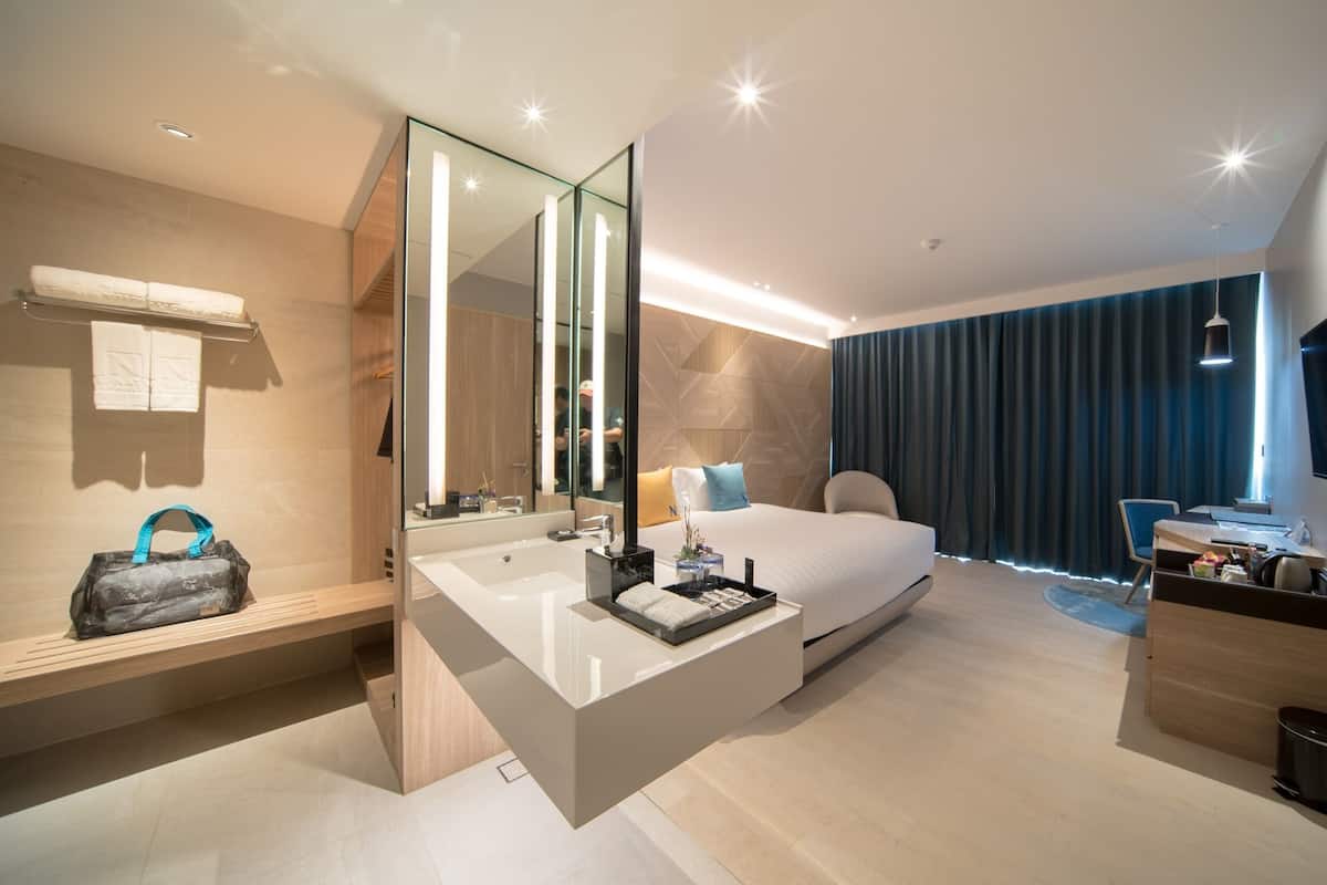 1 phòng ngủ, minibar, két bảo mật tại phòng, bàn