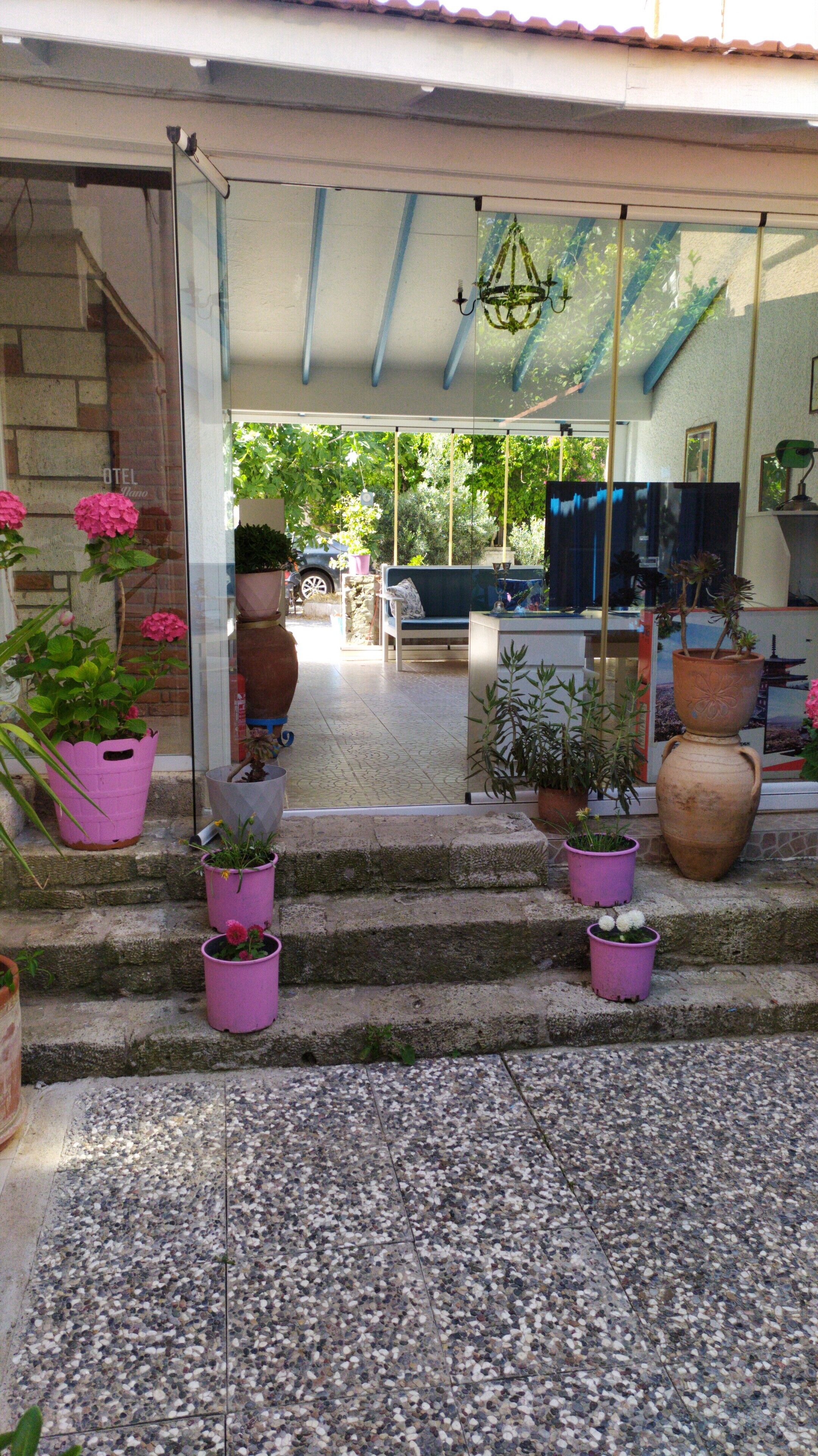 Entrada al alojamiento