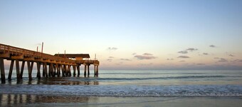 Luxury Desoto 3Br 2Ba Condo with Gorgeous Ocean View