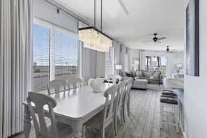 Dining - Guest Favorite| Gulf Front | Accommodates 12 |  Beach Serv. I Pet Friendly| (Miramar Beach)