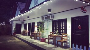 Lorong