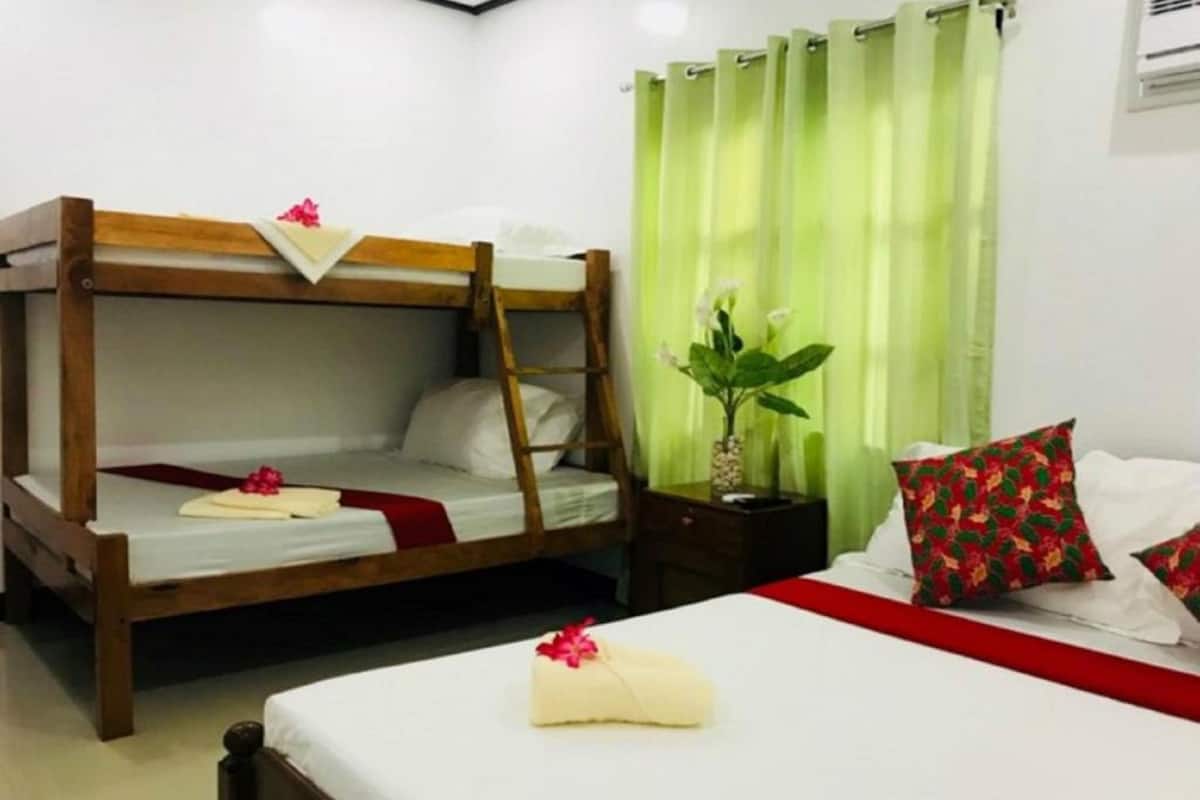 Family Room | Peti besi dalam bilik, kalis bunyi, seterika/papan seterika