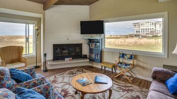 TV, fireplace, DVD player