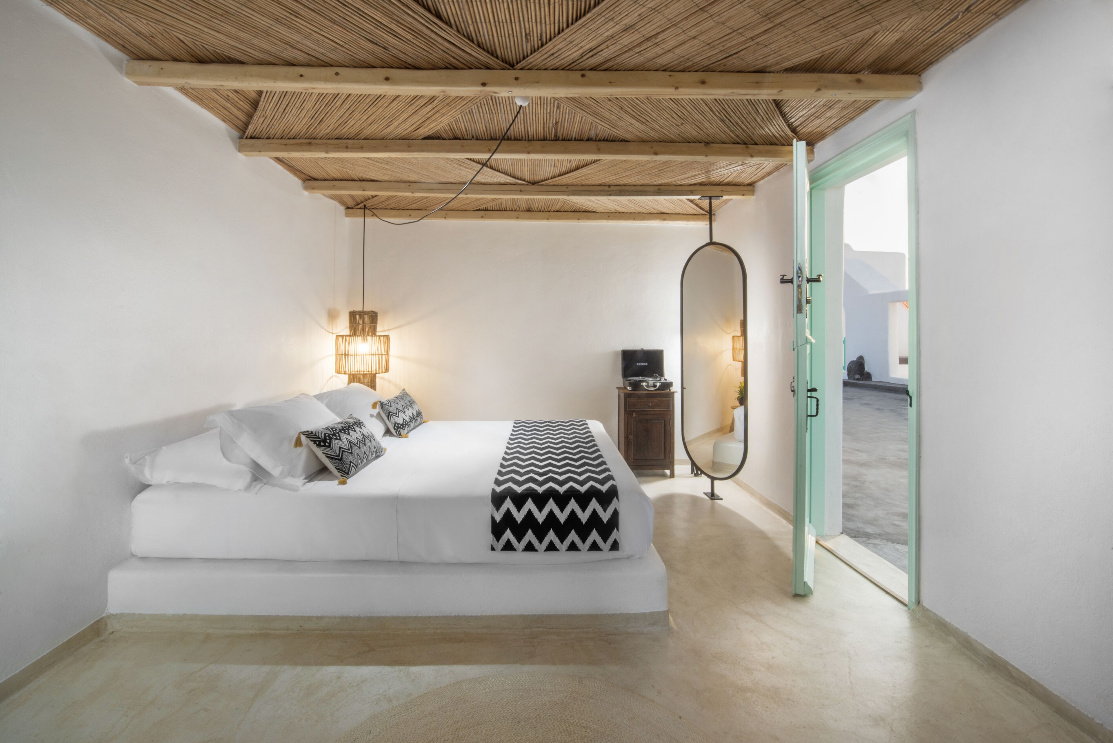 superior double room with plunge pool | minibar, in-room safe, individually decorated, individually furnished