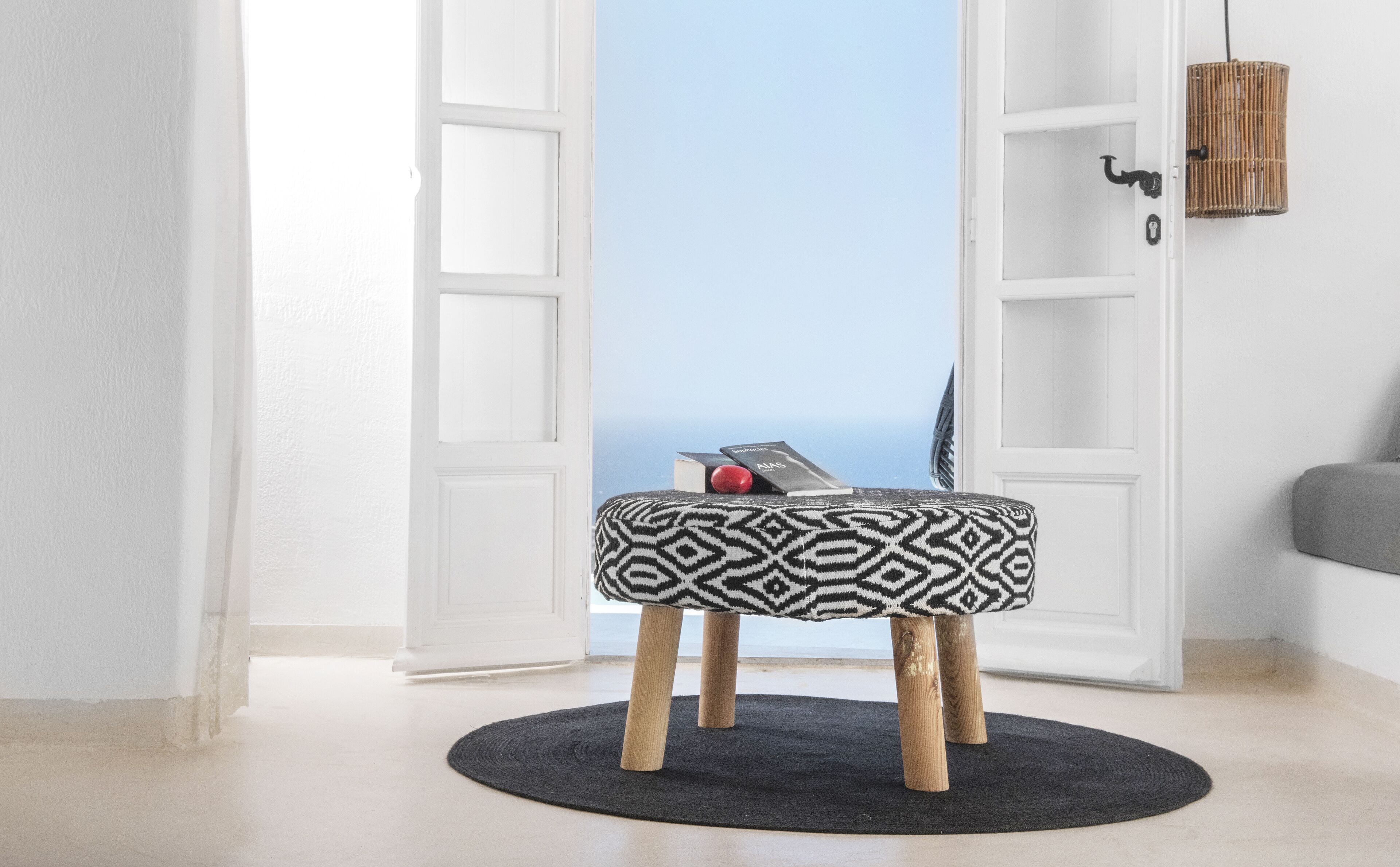 superior triple room with plunge pool | minibar, in-room safe, individually decorated, individually furnished