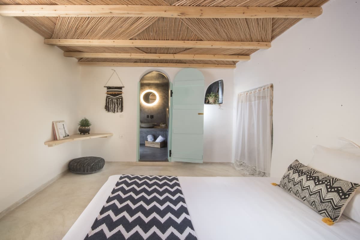 superior double room with plunge pool | minibar, in-room safe, individually decorated, individually furnished