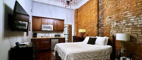 1 bedroom, iron/ironing board, free WiFi, bed sheets