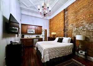 1 dormitorio, tabla de planchar con plancha, wifi gratis y ropa de cama