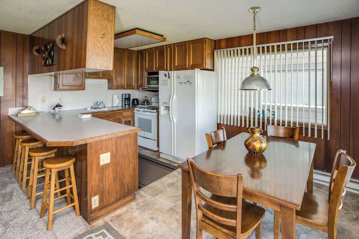 冰箱、微波炉、烤箱、炉灶