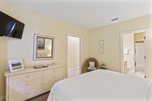 1 bedroom, iron/ironing board, Internet, bed sheets