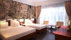 Family Triple Room | Premium bedding, minibar, in-room safe, desk - Hanoi Louis Hotel (Hanoi)