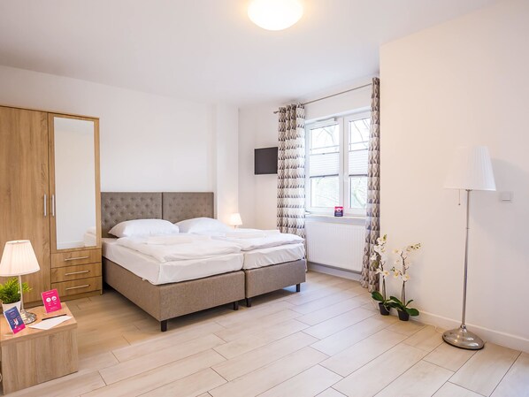 Aquamarina Apartament C-05 | 高級寝具、WiFi (無料)