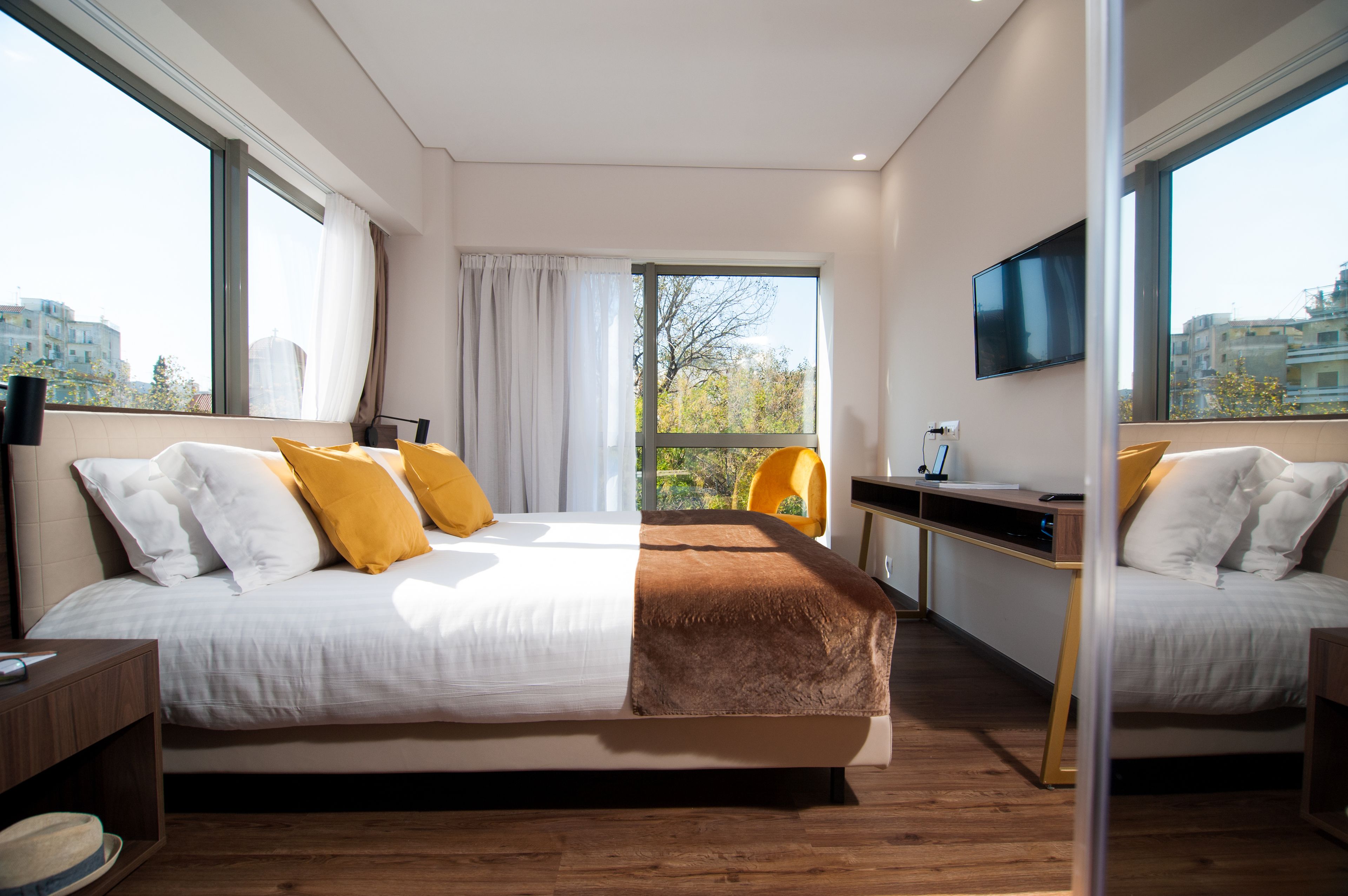 lifestyle suite, 2 bedrooms, city view | minibar, in-room safe, desk, soundproofing