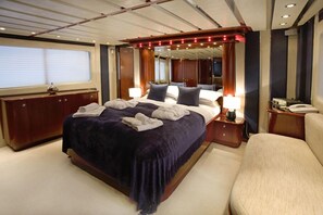 Luxury State Room, 1 Queen Bed, Ensuite, City View | 1 bedroom, premium bedding, in-room safe, iron/ironing board