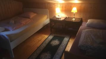 Cabin, 1 Bedroom | 1 bedroom, individually decorated, individually furnished