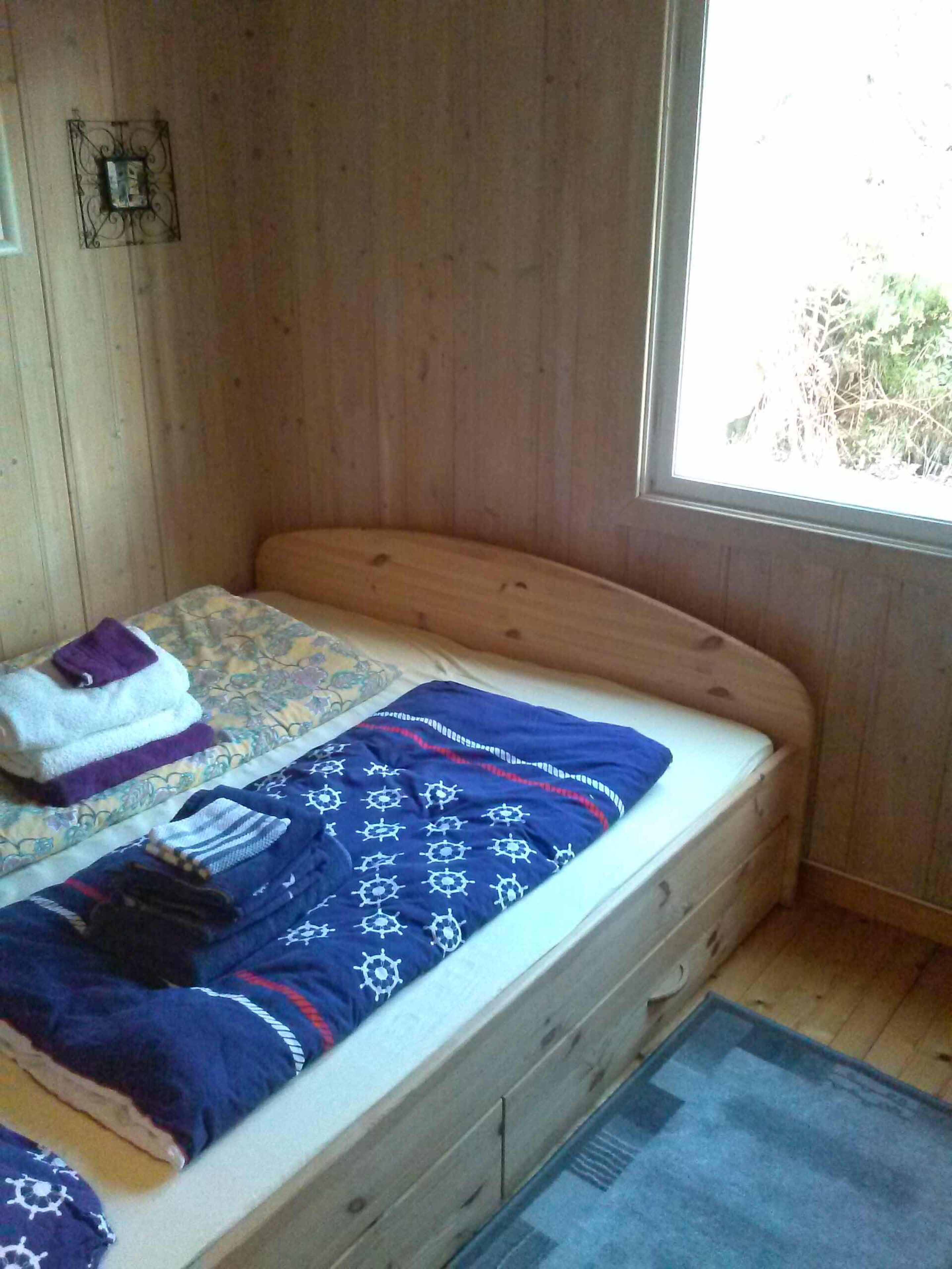 1 bedroom, individually decorated, individually furnished