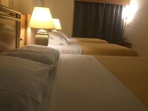 Premium bedding, minibar, in-room safe, free WiFi