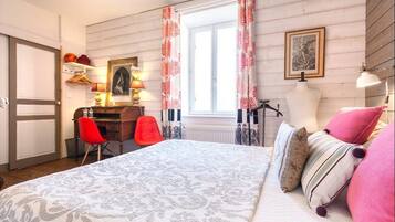 Chambre Double (Gwenrann) | Literie de qualité supérieure, Wi-Fi gratuit