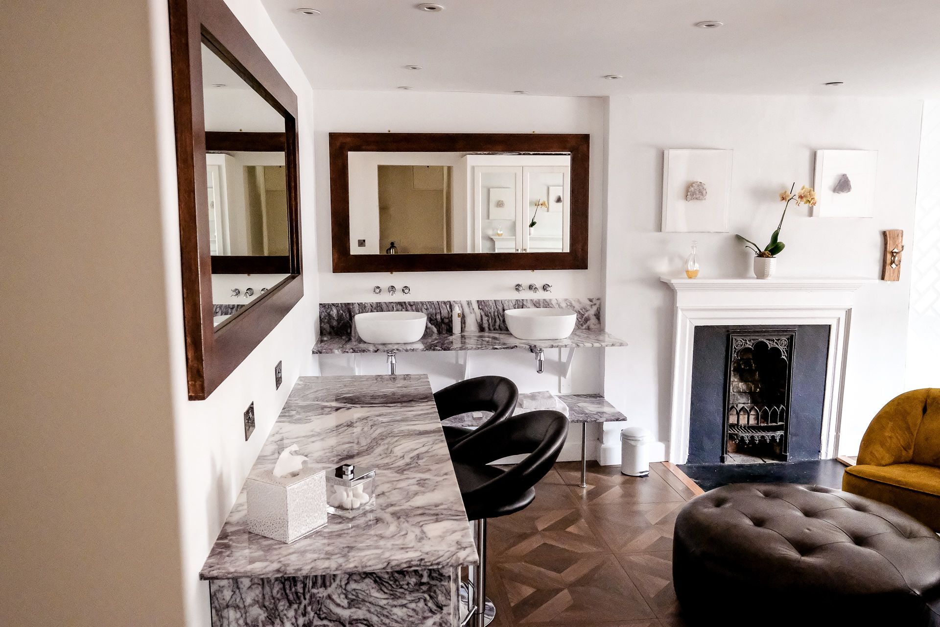 Suite (St Johns) | Premium bedding, pillowtop beds, individually decorated