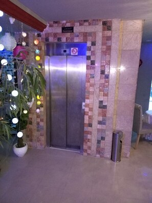 Interior detail - Diar Mariem Hotel (Port El Kantaoui)