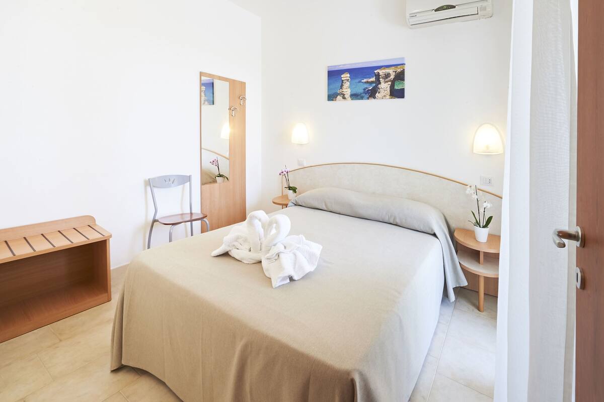 1 bedroom, minibar, in-room safe, desk
