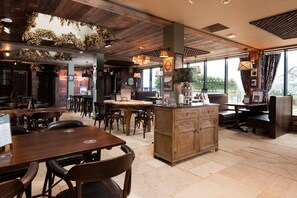 Breakfast, lunch, dinner served; British cuisine, garden views  - The Stables Whitby (Whitby)
