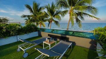 Two Bedrooms Private Pool Villa with Sea View | Utsikt mot havet/stranden