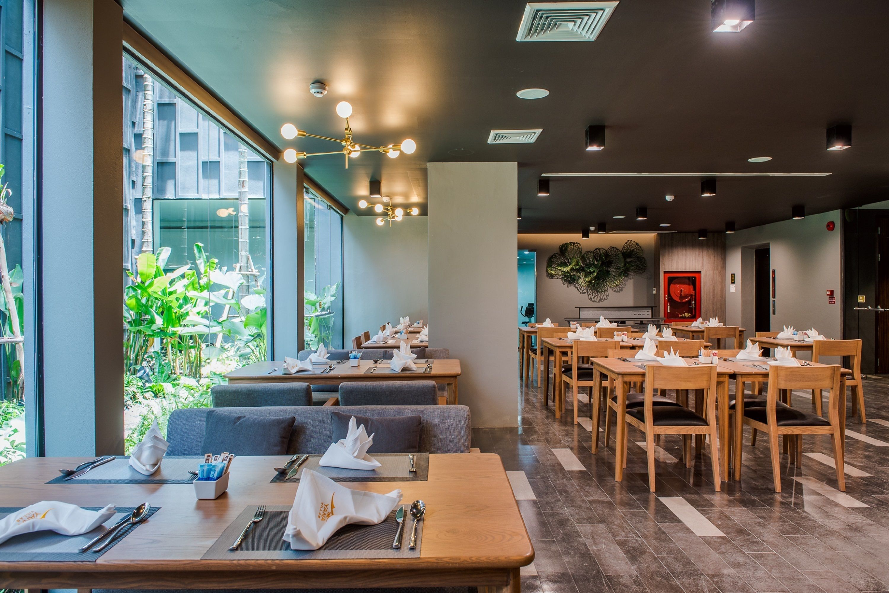 breakfast, lunch served; local and international cuisine, beach views