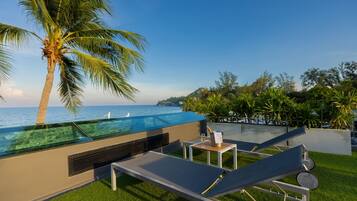 Two Bedrooms Private Pool Villa with Sea View | Terrass/Patio