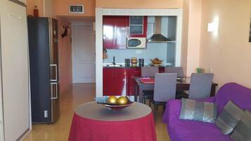 Apartment, Private Bathroom, Sea View | Living room