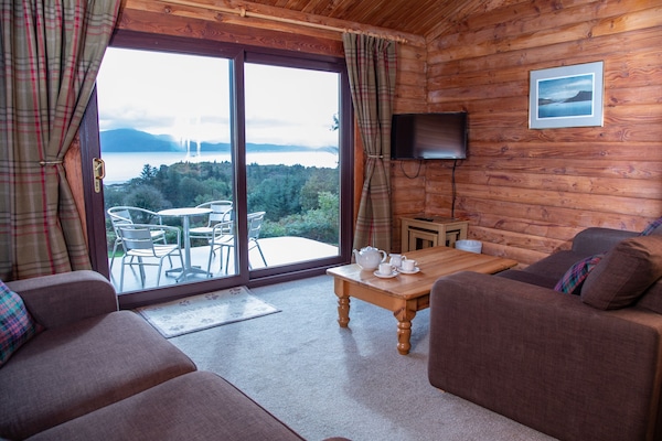Cabin, Private Bathroom, Sea View (Antrim) | Lounge