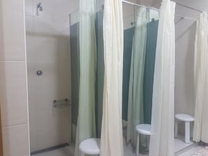 تجهيزات دش، مناشف
