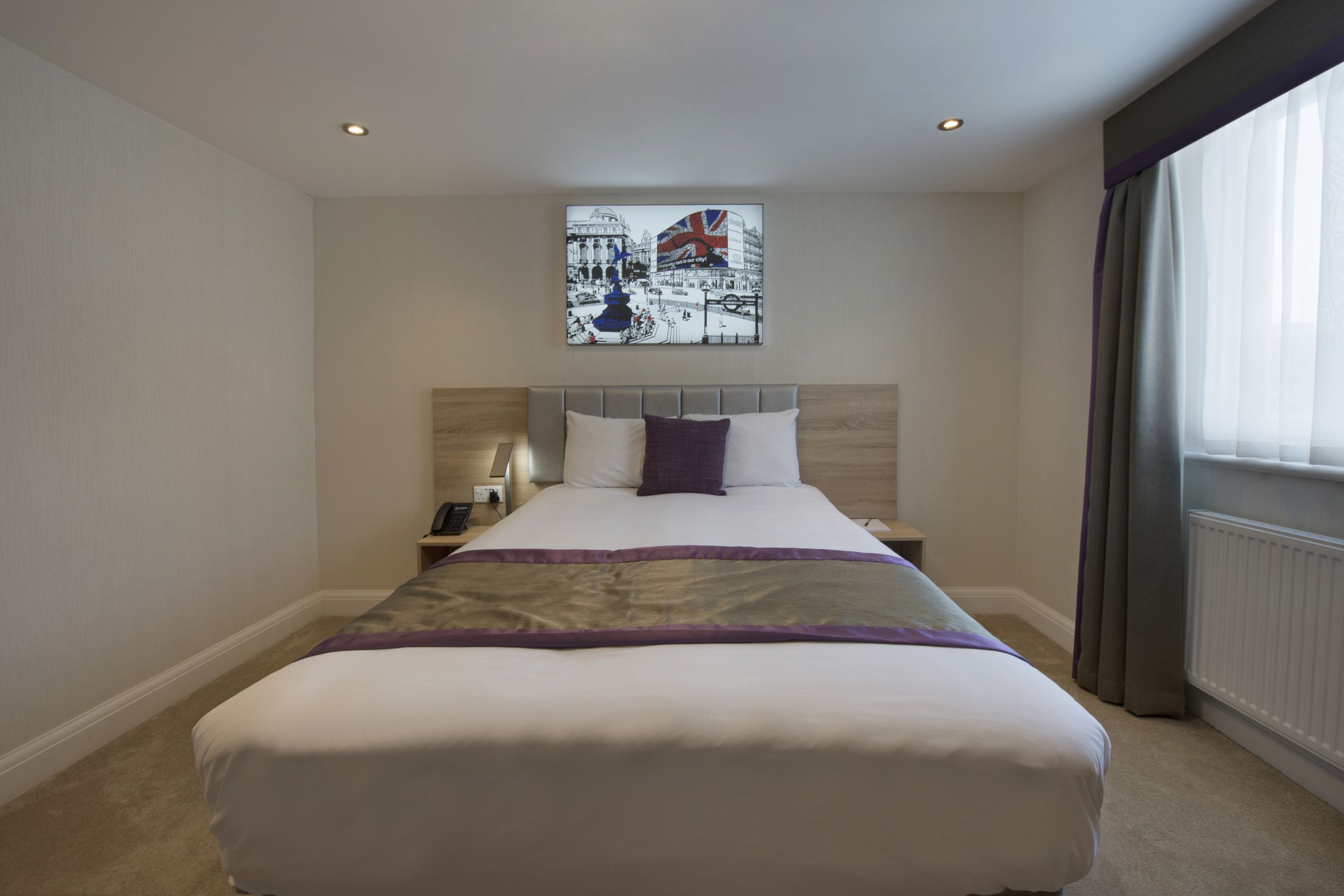 Photo - OYO Townhouse 30 Sussex Hotel, London Paddington