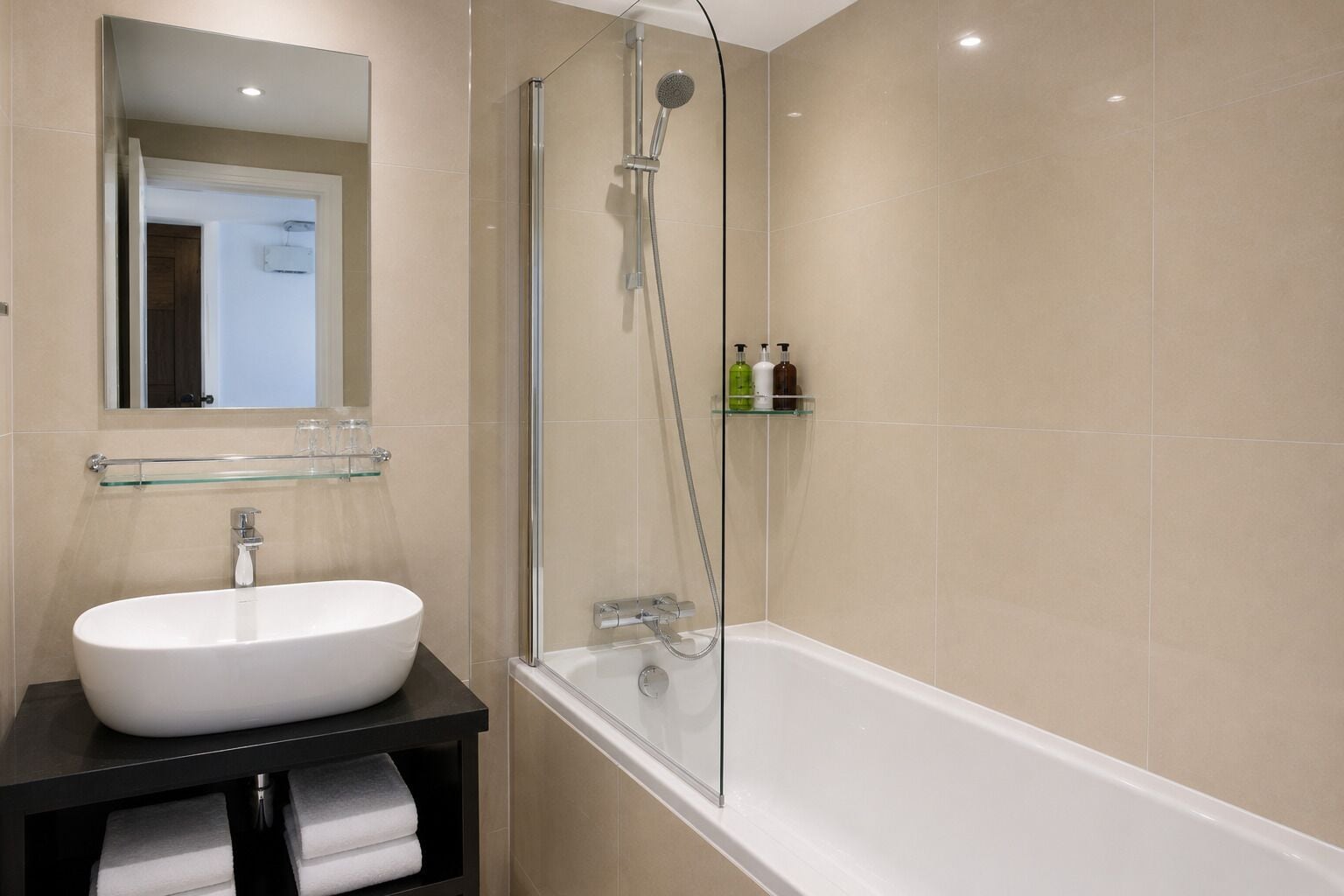 Photo - Paddington Townhouse Hotel by OYO