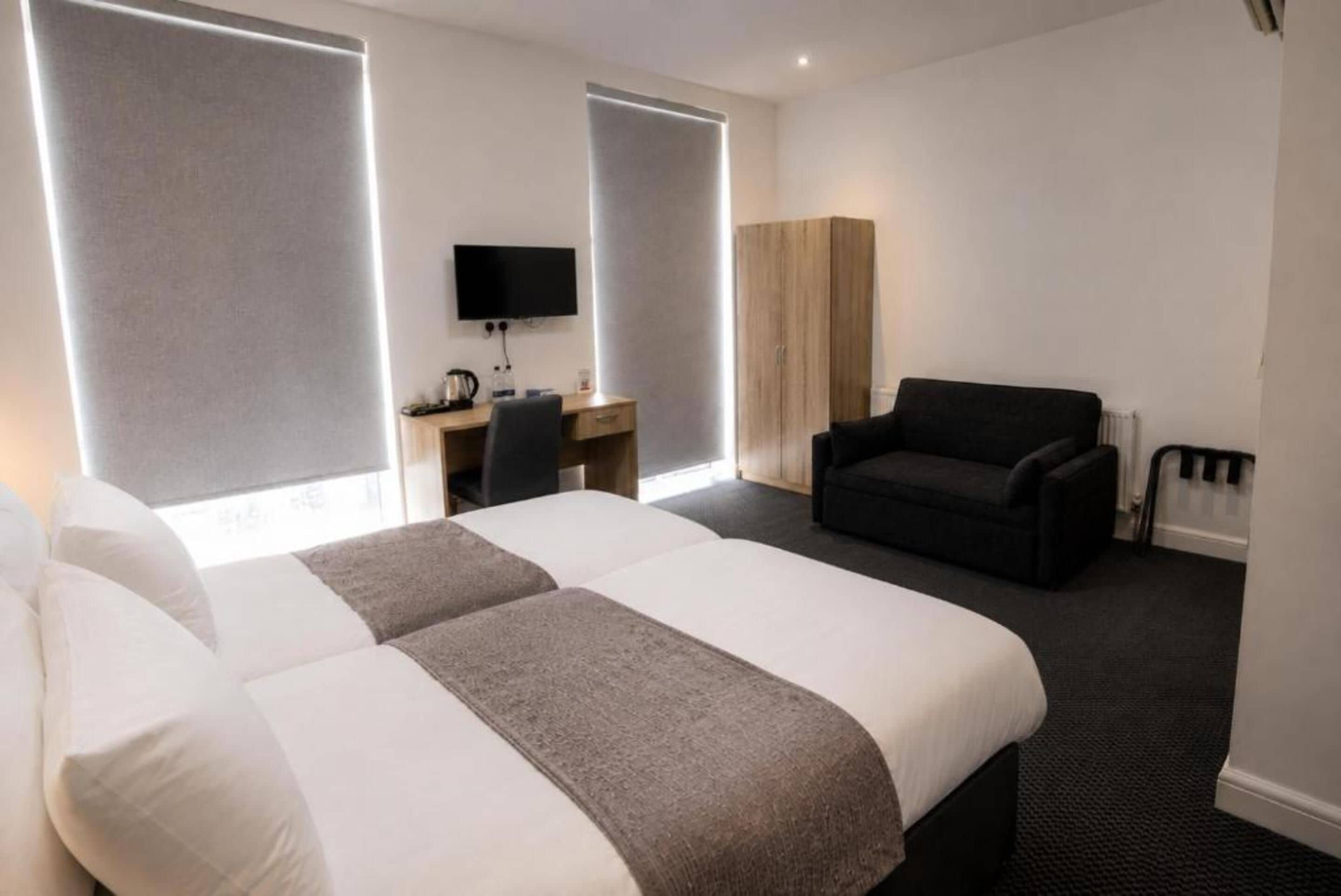 Photo - Paddington Townhouse Hotel by OYO