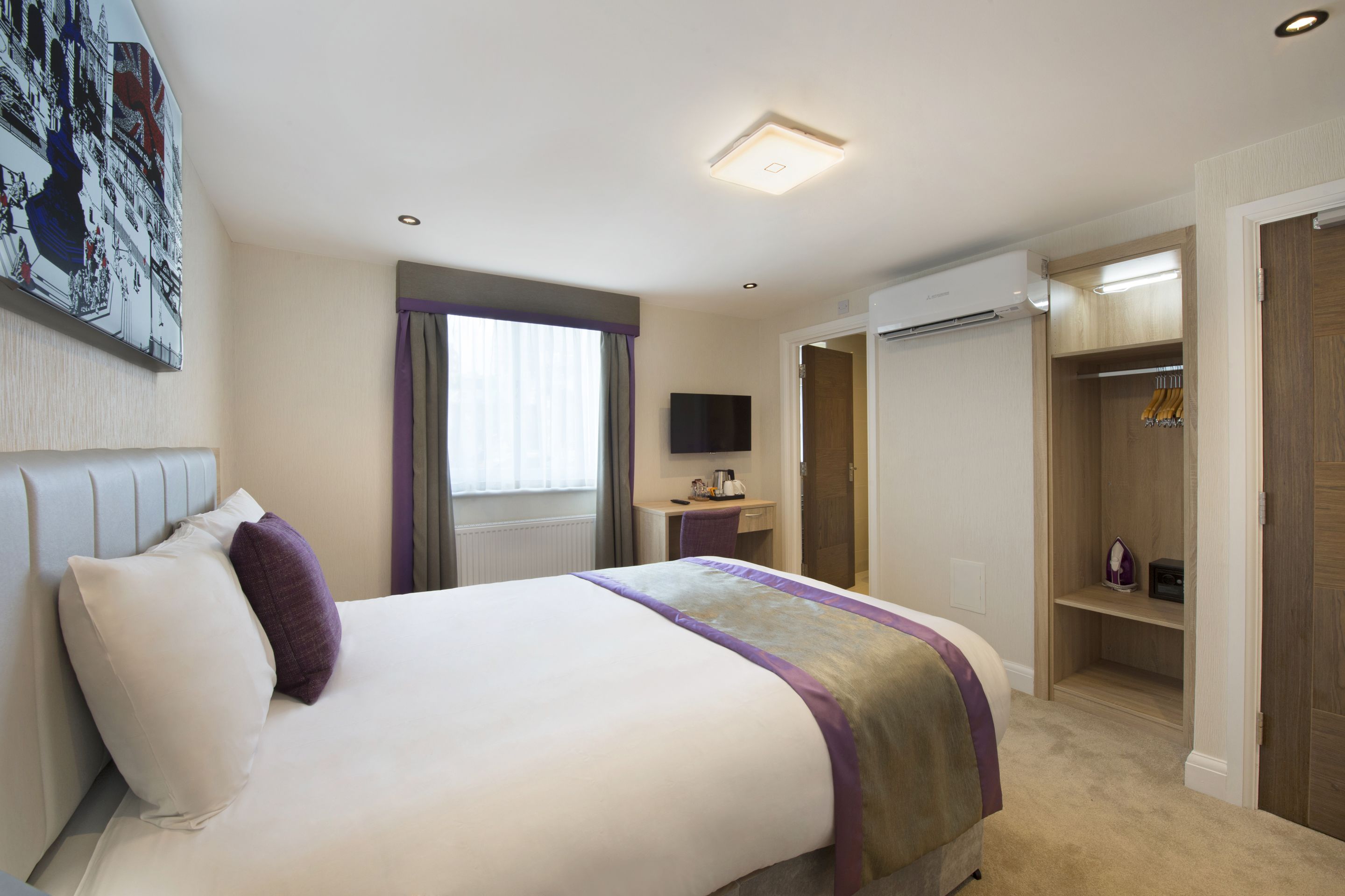 Photo - OYO Townhouse 30 Sussex Hotel, London Paddington